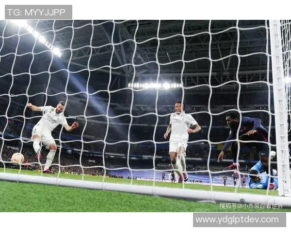 国王杯精彩对决切尔西与里昂战成平局乌龙球成比赛转折点