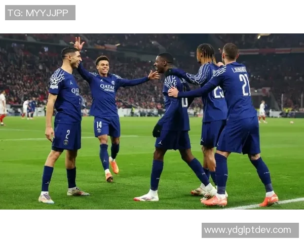 西甲激战巴黎圣日耳曼逆转那不勒斯补时绝杀引爆全场激情